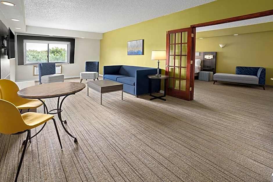 Holiday Inn Express Stony Brook-Long Island By IHG
