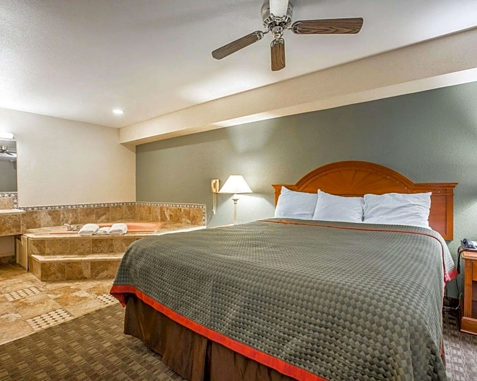 Rodeway Inn Delano