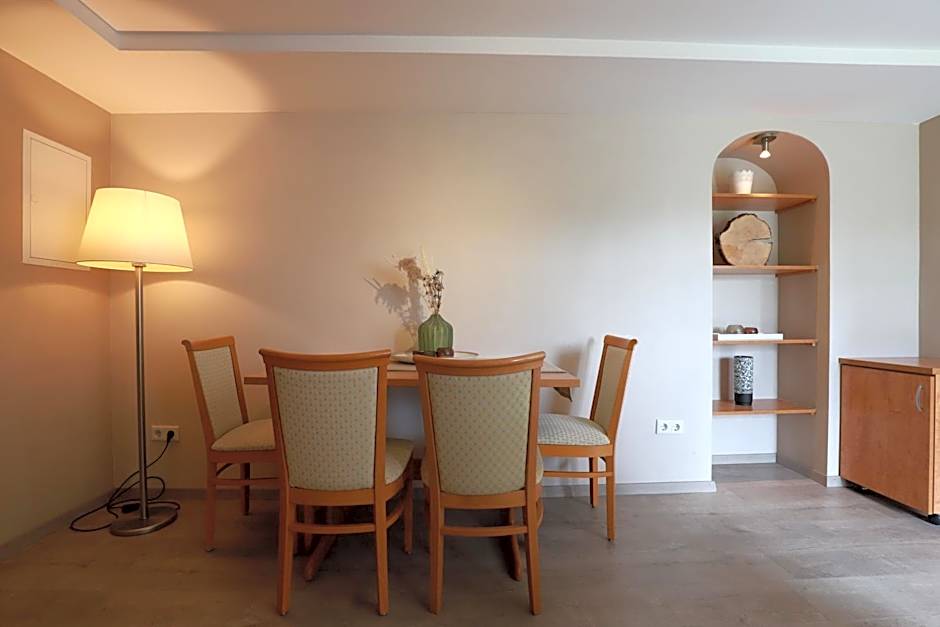 Hofgut Langenborn Wohnen auf Zeit möblierte Apartments Aschaffenburg Alzenau Frankfurt