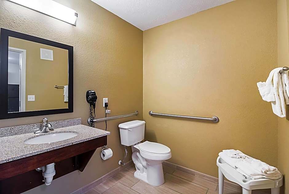 MainStay Suites Fargo - I-94 Medical Center
