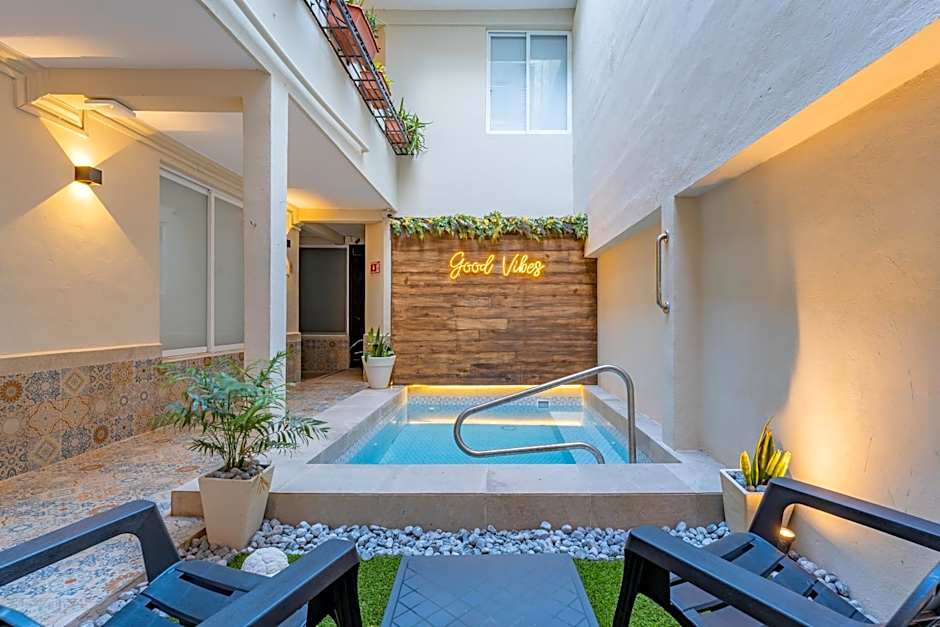 Hotel Brisas 5a AV, Playa del Carmen