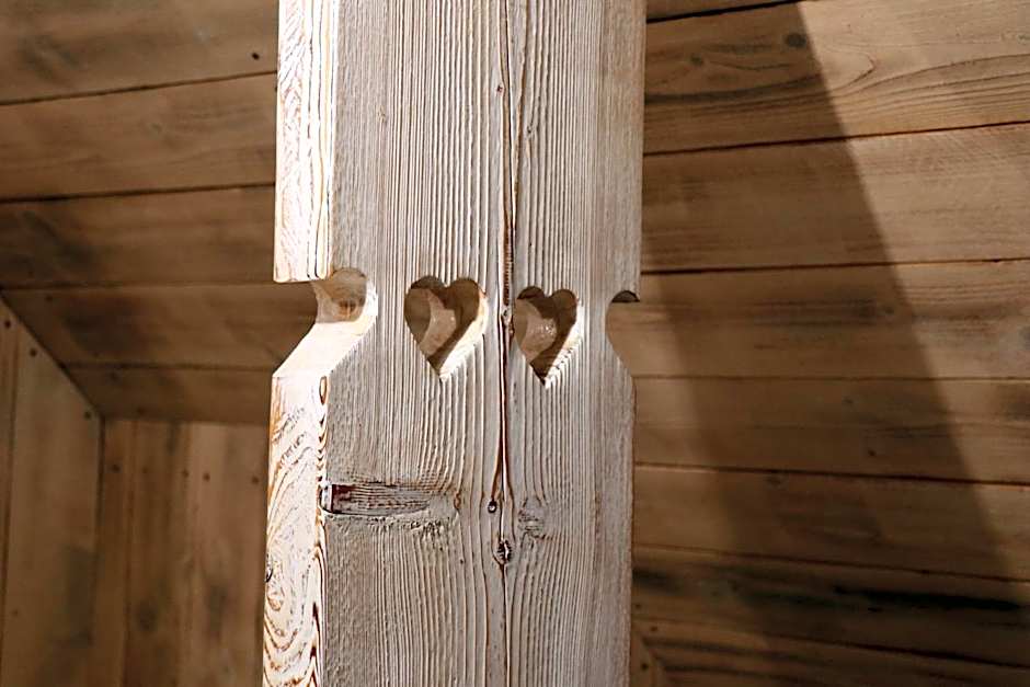 Cifrovaná drevenička