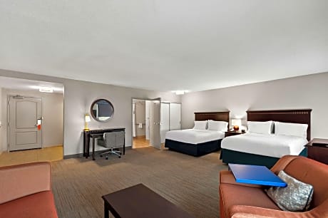 2 Qn Mobility/hearing Access Ri Shwr Studio Ns Vis Firealrm/door/phn Alrt/sofabed Microwv/fridge/wet