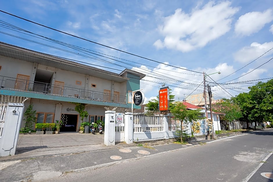 RedDoorz Syariah near Lombok Epicentrum Mall