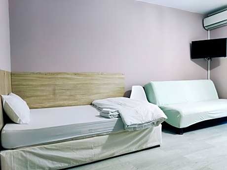 Triple Room with Balcony