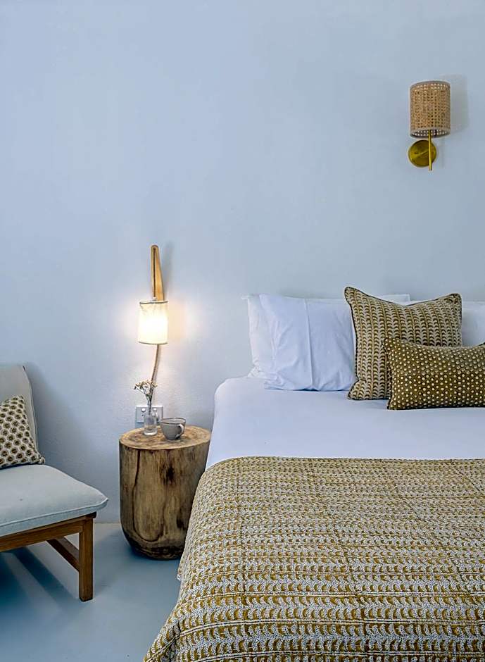 Photo 1 of 27 of 1 King Bed Suite, Poolside