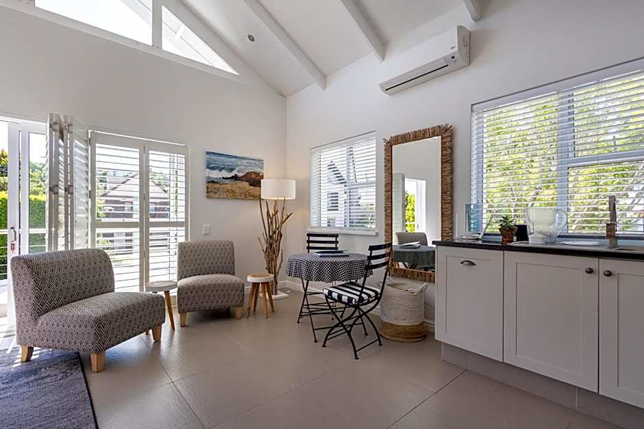 Stableford Beachhouse Top Apartment