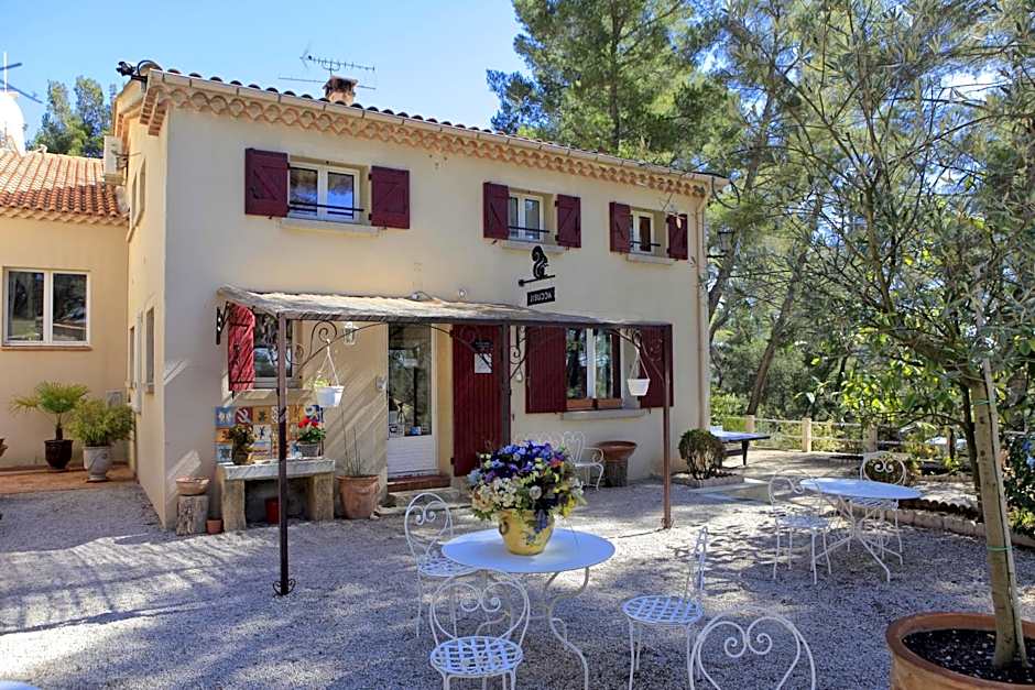 Hotel Le Mas des Ecureuils