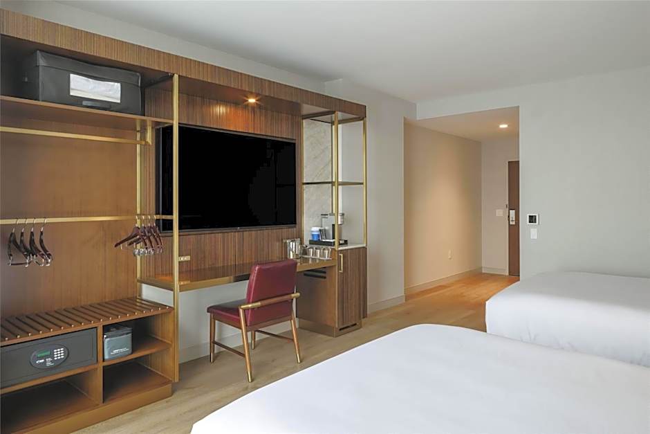 Hilton Arlington Rosslyn The Key