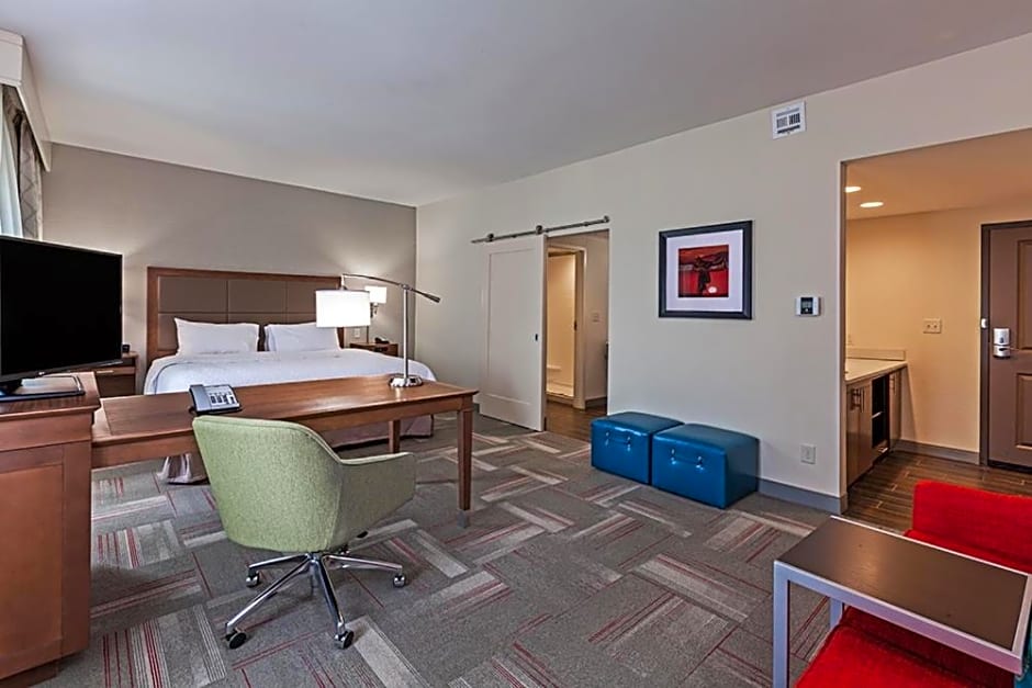 Hampton Inn & Suites Claremore