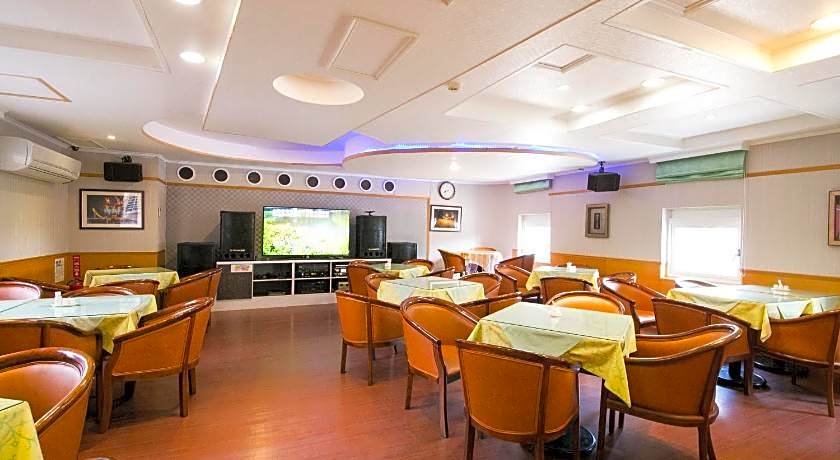 European Castle Hotel