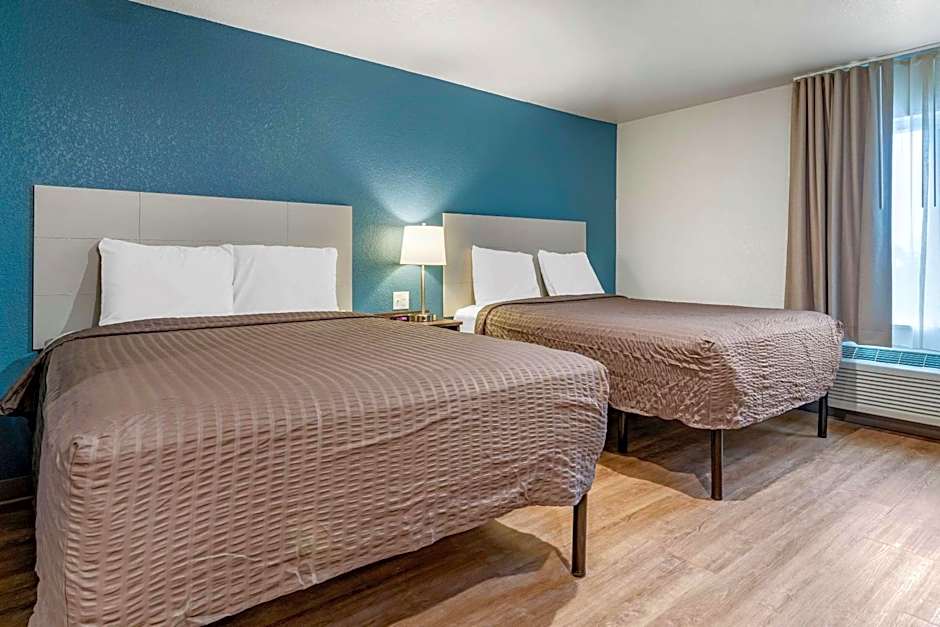 Stay Express Inn & Suites - Brunswick