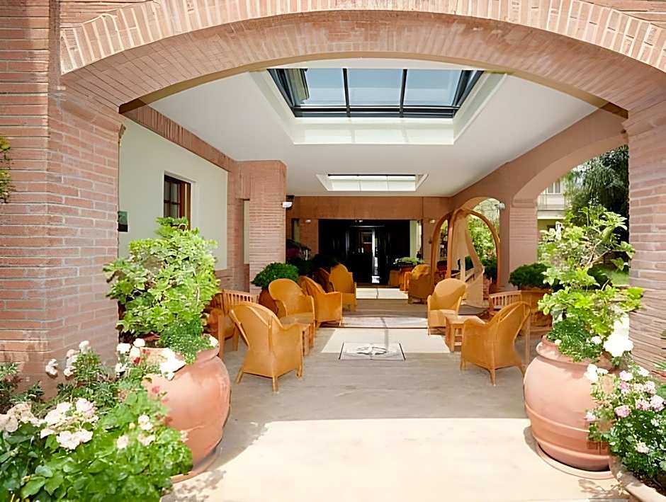 Campiglione Hotel