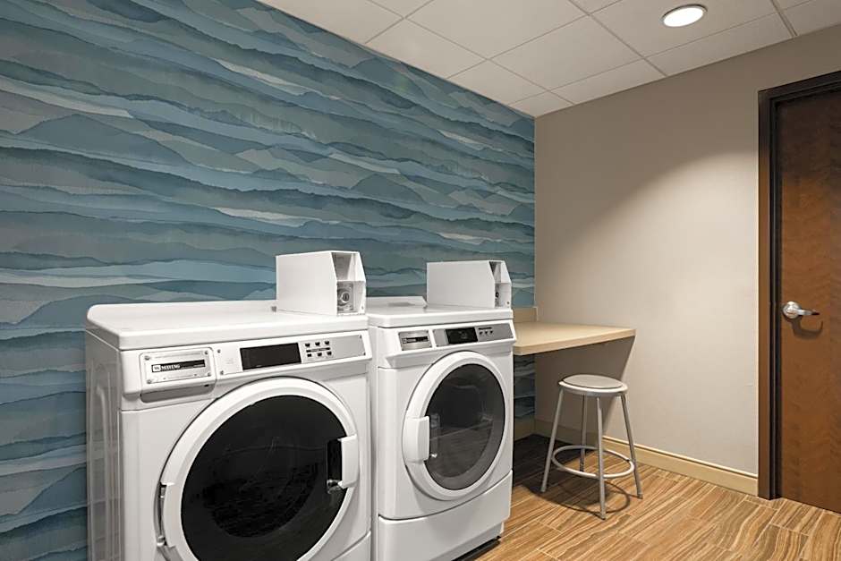 Hampton Inn & Suites DeLand
