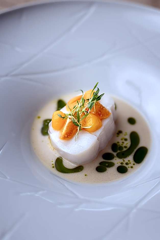 Iris Porsche Hotel & Restaurant