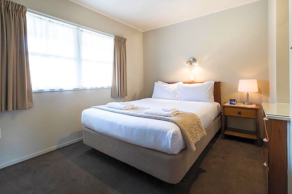 Colonial Court Motor Inn