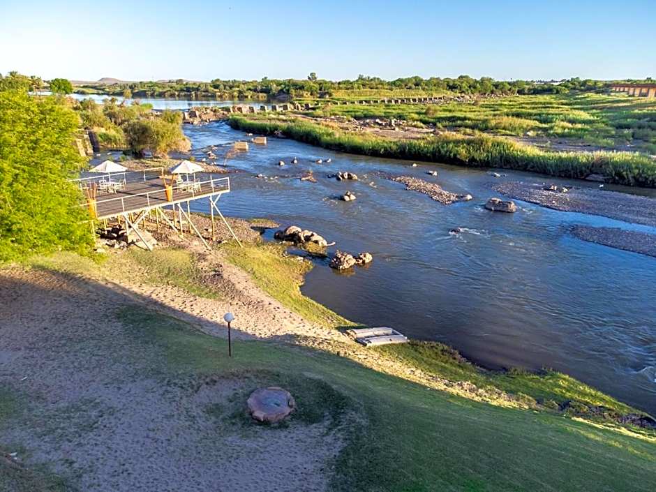 Sunriver Kalahari Lodge Riverside stay in Upington