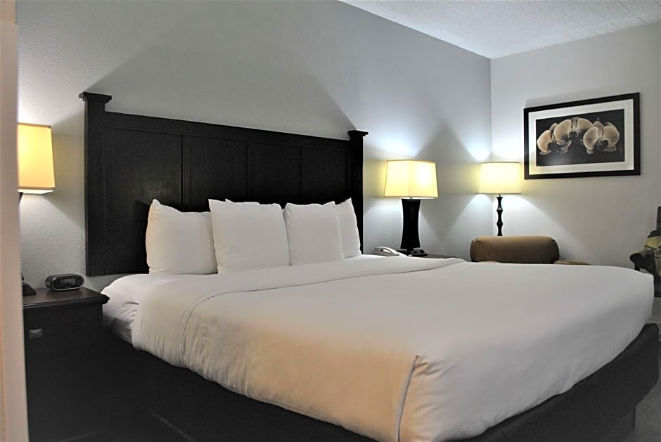 Best Western Paramus Hotel & Suites