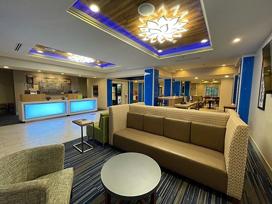 Photo 1 of 40 of Holiday Inn Express & Suites Columbia - East Elkridge By IHG