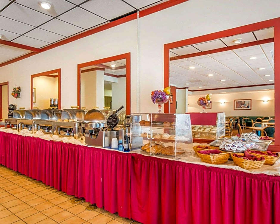 Clarion Inn And Events Center Pueblo North