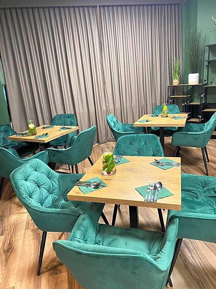 CKS Warszawa (Centrum Konferencyjno-Szkoleniowe CS Natura Tour)