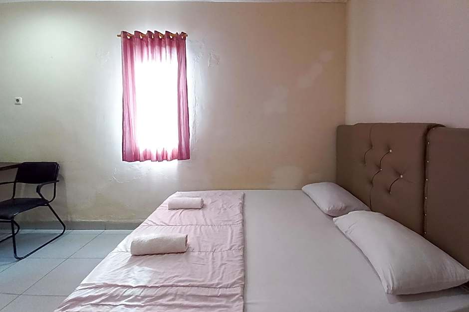 D Cost 19 Syariah Mitra RedDoorz