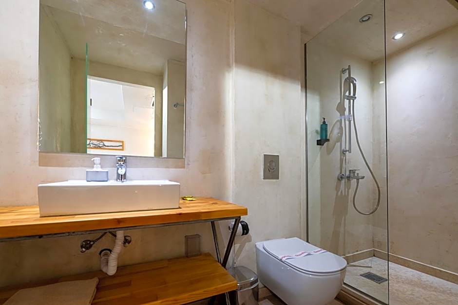 Panellinion Luxury Rooms