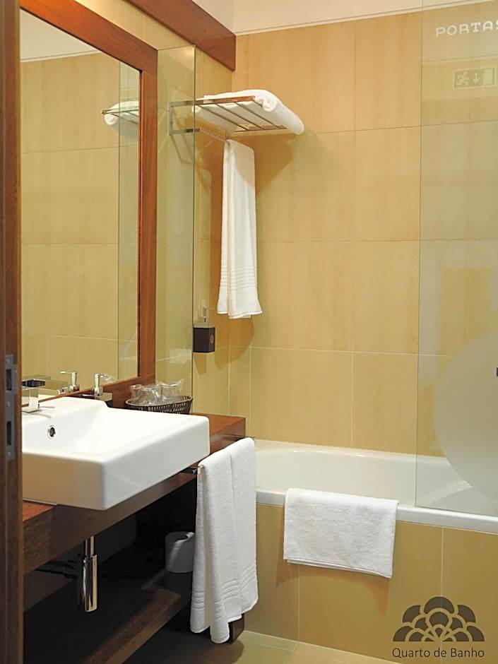 Hotel Portas De Santa Rita