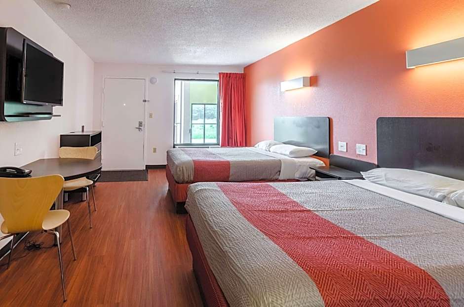 Motel 6-Lexington, VA