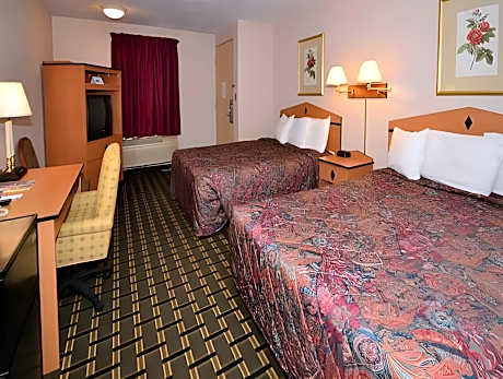 Queen with 2 Queen Beds - Non-Smoking