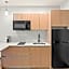 Home Inn & Suites Regina Airport