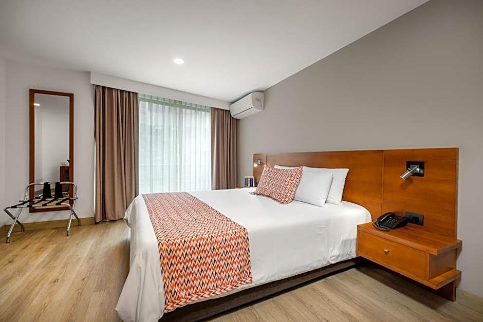 Leblon Suites Hotel Milla de Oro