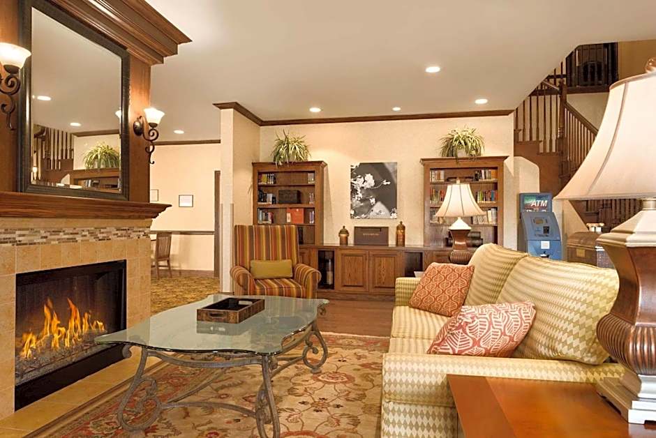Country Inn & Suites by Radisson, Minot, ND