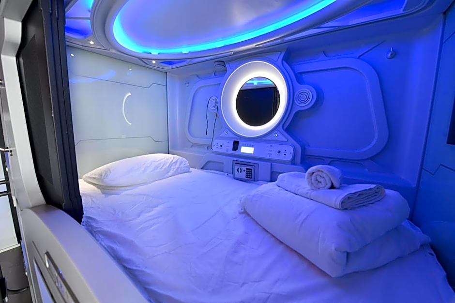 Atypicap Capsule Hostel