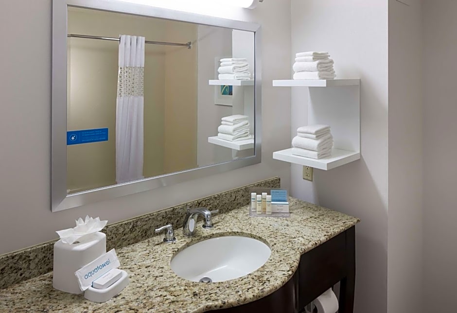 Hampton Inn By Hilton Los Angeles-Orange County-Cypress, Ca