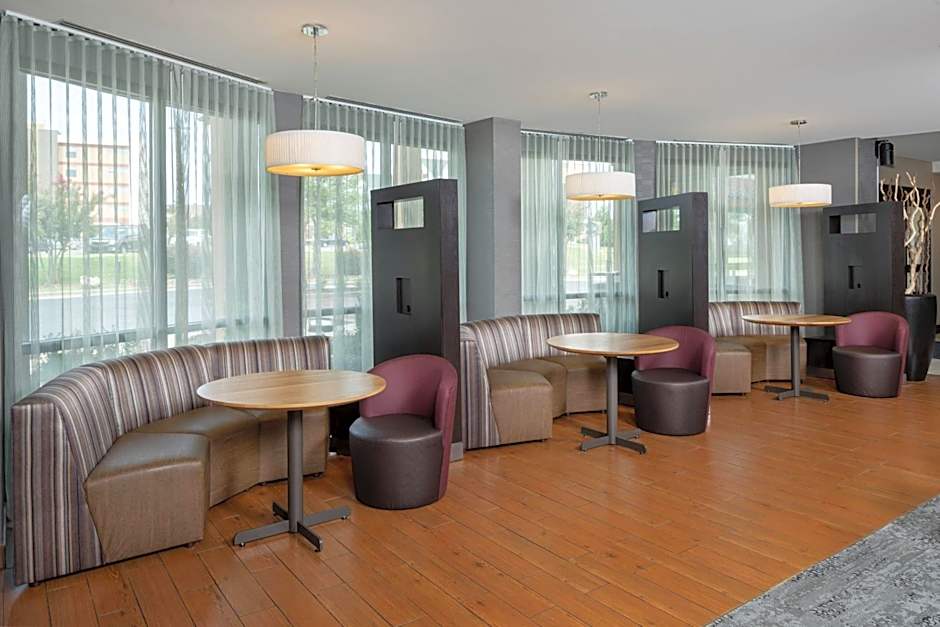 Courtyard by Marriott Anniston Oxford