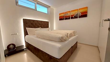 Apartment (2 Adults)
