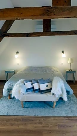 Large Double Room