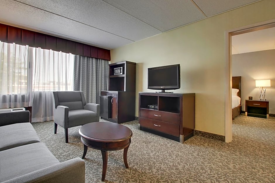 Holiday Inn Westbury-Long Island