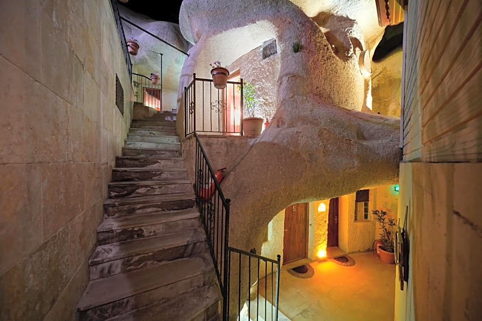 Adelya Cave Hotel