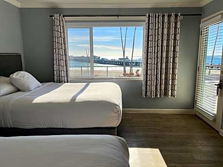 Ocean View, Two Queen Beds, with Sunroom