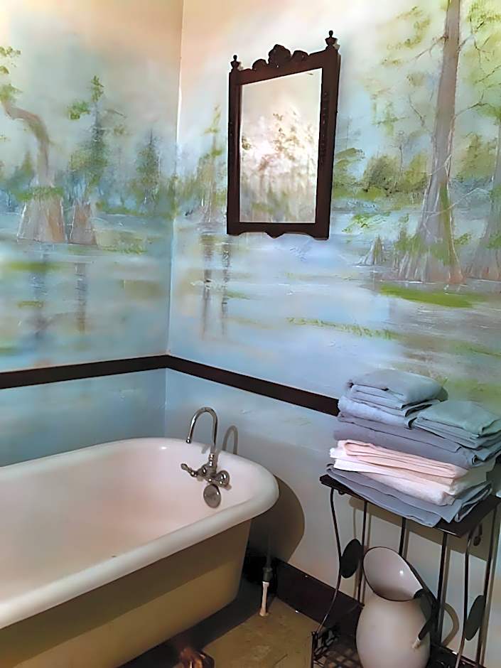 John LaFleurs Louisiana Creole Guesthouse