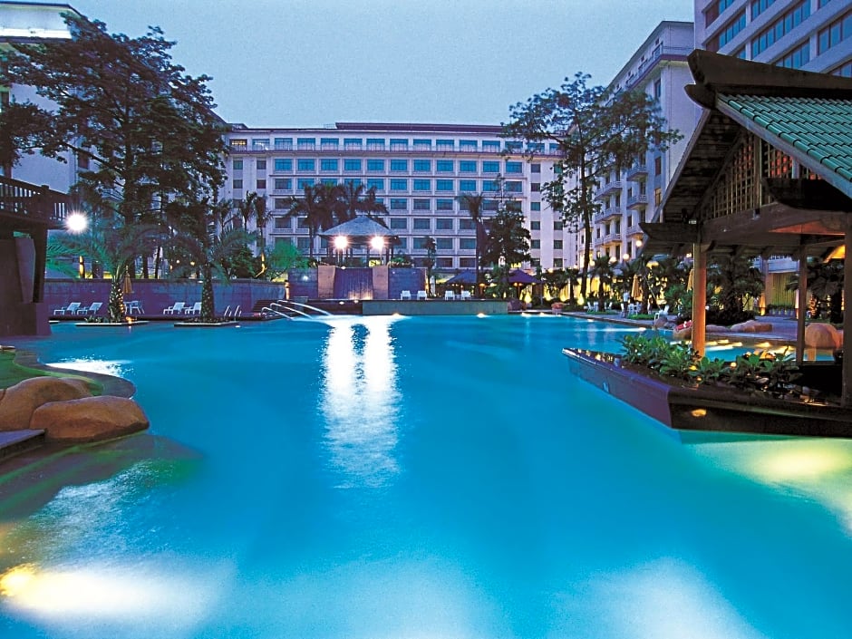 Dong Fang Hotel Guangzhou