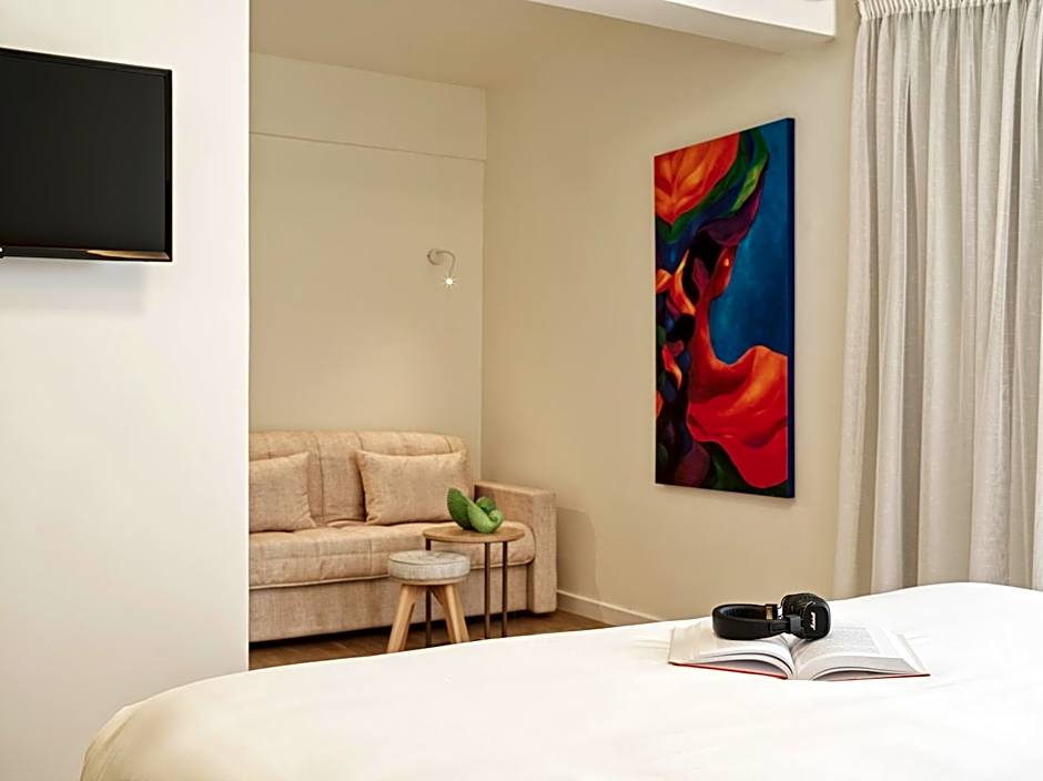 NLH Mati Seafront - Neighborhood Lifestyle Hotels