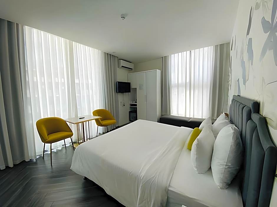 Len's Hotel
