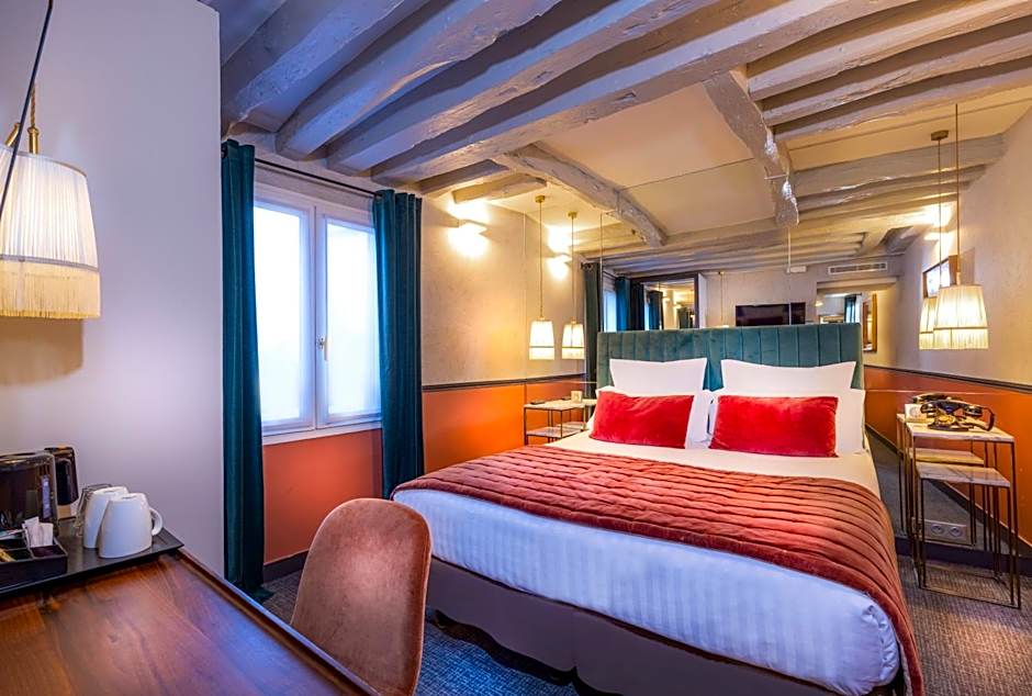 Dauphine Saint Germain