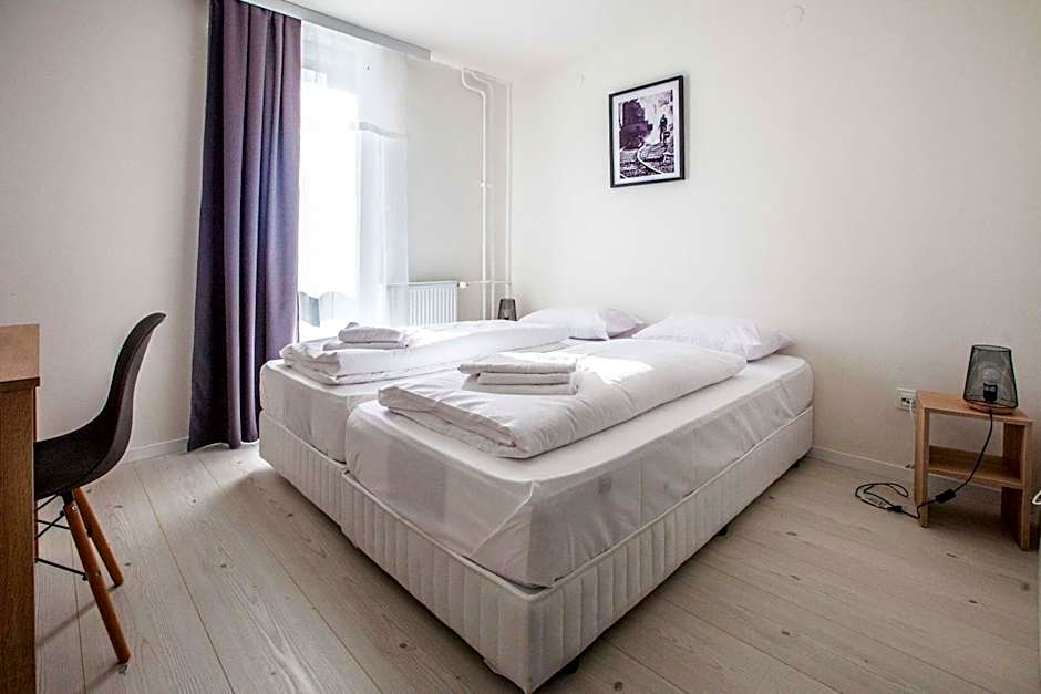 Photo 1 of 7 of Double Room