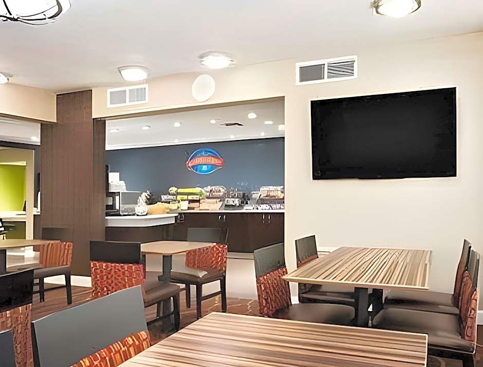 Baymont Inn & Suites Florence by Wyndham