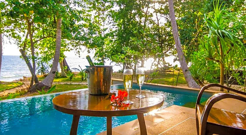 Koh Jum Beach Villas