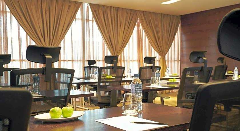 Movenpick Hotel And Convention Centre KLIA